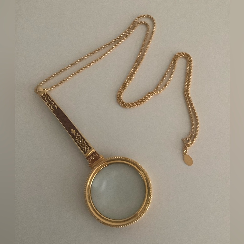 Vintage Joan Rivers Magnifier Necklace